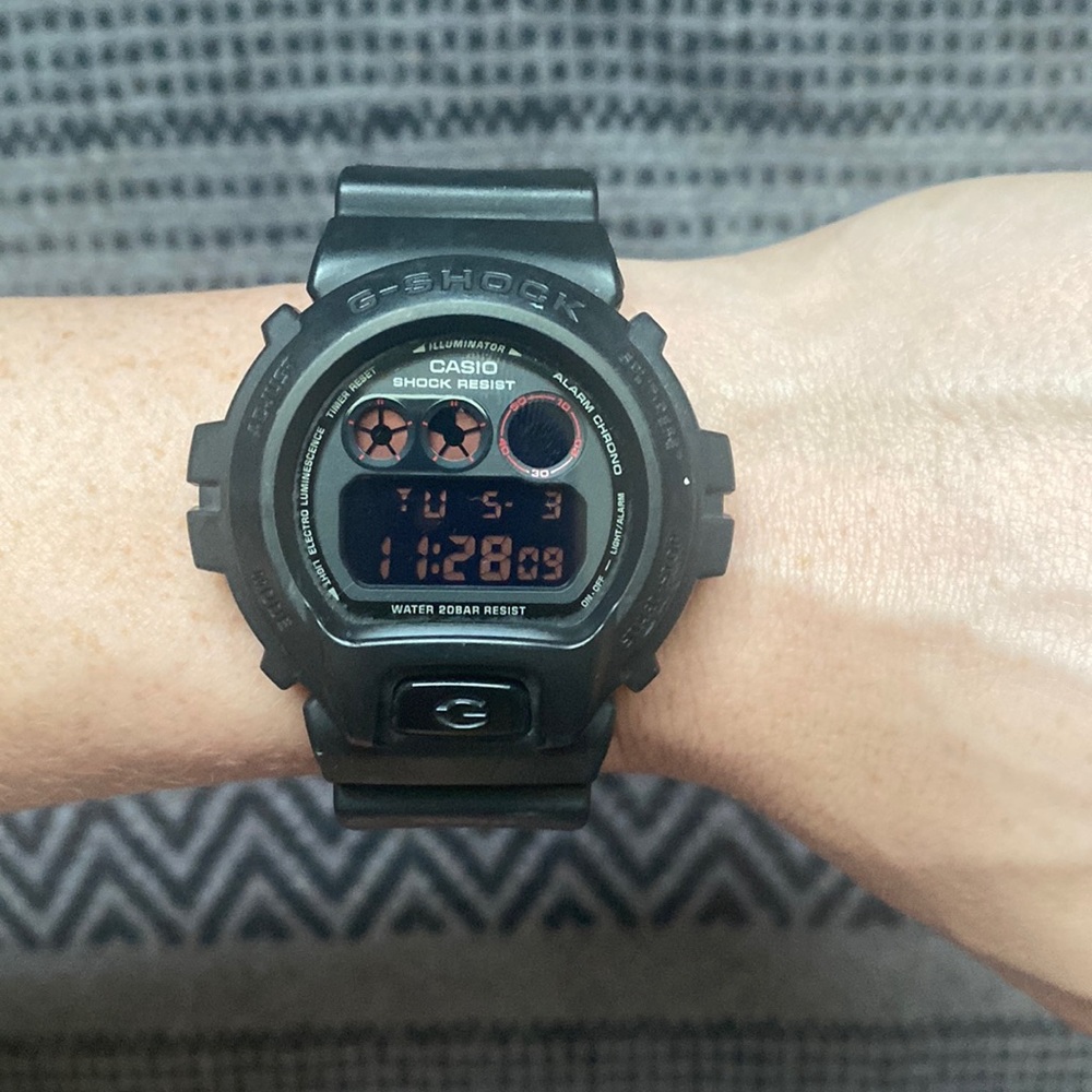 Mens Black Red G-Shock Watch